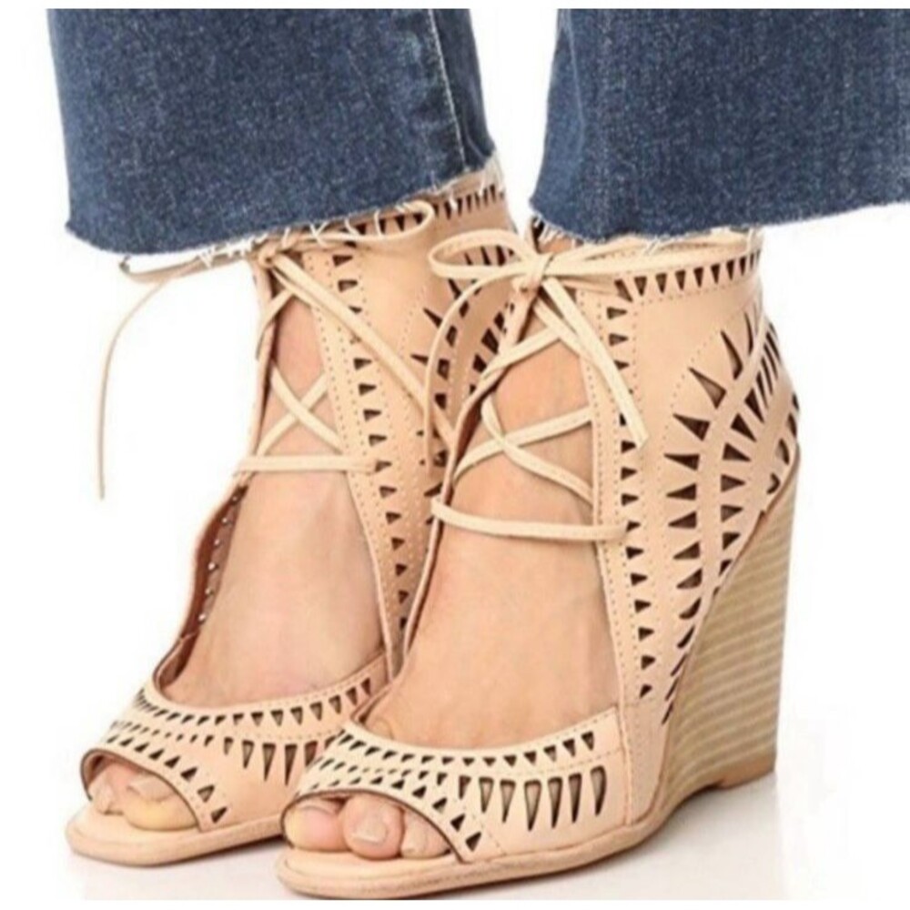 Jeffrey Campbell Rodillo Cutout Leather Wedge Peep‎ Toe Sandals 6.5 Nude